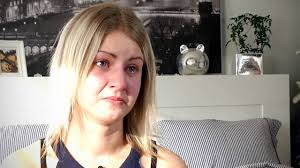 Förvaltaren gömmer hennes syster