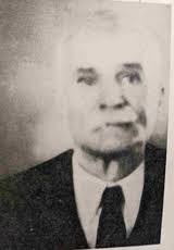 Carmen Levesque's Instagram, Twitter & Facebook