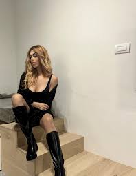 JessicaDi Cam Model: Free Live Sex Show & Chat | Stripchat