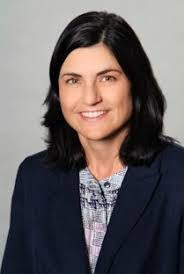 Ellen Woodruff's Instagram, Twitter & Facebook