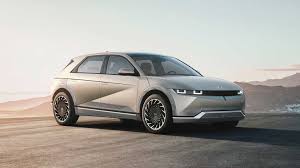 Blurring the line between digital and analogue, the new battery electric midsize suv is the flagship model behind hyundai's new signature dedicated ev architecture. Hyundai Ioniq 5 2021 Schicke Elektroauto Uberraschung