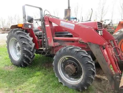 Case IH 685 Tractor