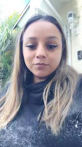 Jenn's Treasure Chest was live.