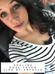 What is the name of the store in Marshall that sells forever roses and  pinatas?