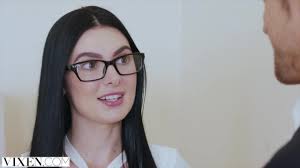 Xnxx için öz ablasını sikiyor - Porno İzle