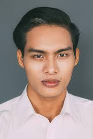 Most Popular And Convenient Asian Hairstyles Men Can Pull Off Asian Hair Side Part Haircut Asian Men Hairstyle