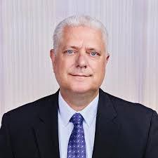 Elissa Henry's Instagram, Twitter & Facebook