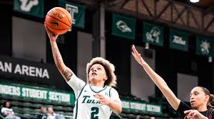 Women's Basketball Opens Mentoring Program With Welcome Mixer