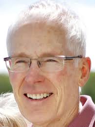 Sharp was CEO of Circuit City, co-founder of CarMax