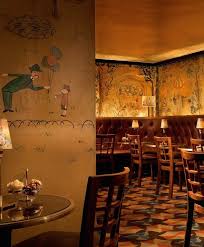10 Nyc Hotel Bars That Locals Love New York Bar Nyc Hotels Nyc Bars