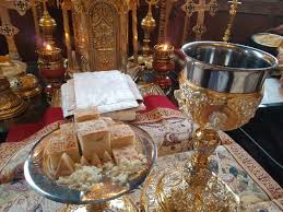 Potrivit traditiei, autorul liturghiei darurilor mai inainte sfintite este considerat sfantul grigorie dialogul, episcopul romei (+604). Parohia OrtodoxÄ Medgidia I Liturghia Darurilor Mai Inainte SfinÈite