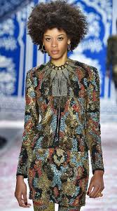 Once more, this is another of those low maintenance type styles, where simple is required. Fashion Week S Fall 2019 Is Back To Basics With Natural And