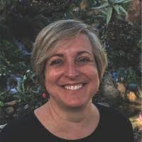 Abby Groves's Instagram, Twitter & Facebook