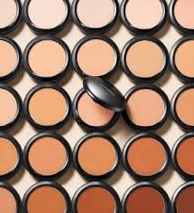 Mac has a new extra dimension skinfinish highlighter on the way and it looks absolutely gorge. Mac Cosmetics Lippenstifte Make Up Highlighter Notino De