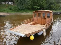 Photos De Bateaux En Bois A Saint Germain Sur Vienne 37 Plans De Bateaux En Bois Bateau En Bois Hangar A Bateaux