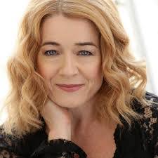 Leslie Becker's Instagram, Twitter & Facebook