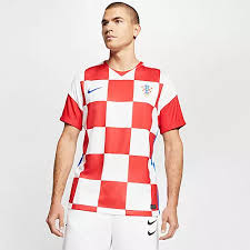 Bedrucke es mit nummer und name. Nike Kroatien 2021 Heim Trikot Herren White University Red Bright Blue Im Online Shop Von Sportscheck Kaufen