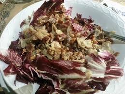 Radicchio tardivo, mele granny smith, speck, noci e parmigiano. Insalata Di Radicchio Con Bruciatini Picture Of Ca De Ven Ravenna Tripadvisor