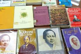 Uang kertas pecahan idr 5 cetakan tahun 1952 dengan gambar kartini. Inilah 8 Buku Yang Berkisah Tentang Kartini Pramoedya Pun Menulis Http Www Kalderanews Com