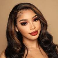 Nia Willis's Instagram, Twitter & Facebook