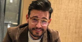 Türkiye'de katıldığı televizyon programları sayesinde tanınmaya başladı. Masterchef Danilo Sef Kac Yasinda Aslen Nereli Burcu Ne Masterchef Danilo Sefin Esi Kim Nereli