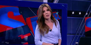 Türkiye'nin başarılı ve güzel haber spikeri şuan ''ntv'' de boy gösteren buse yıldırım ile keyifli ntv spikeri buse yıldırım i̇letişim fakültesi öğrencileri için 'medya sektörü' üzerine tavsiyelerde bulundu. Ntv Haber Erkek Spikerleri Isimleri