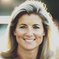 Jess Barry's Instagram, Twitter & Facebook