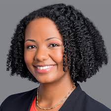 Lindsay Dawson's Instagram, Twitter & Facebook