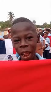 Aquí le dejo un poco más, de lo vivido dentro del Centro penitenciario  Nueva Esperanza, donde estos privados de su libertad más no de su  esperanzas, le rindieron honor a la patria.