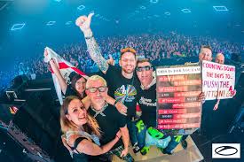 Back in february, it was announced that the usa would receive another chance to celebrate 900 episodes to our surprise, fireworks erupted above the stadium, creating the perfect end to asot 900 bay area. Watch Above Beyond Slay The Main Stage At Asot 900 In Utrecht