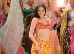 Student Of The Year 2 Latest Song Ananya Panday Tara Sutaria And Tiger Shroff S Look Decoded Vogue India For your search query mumbai delhi ki kudiyan song mp3 we have found 1000000 songs matching your query but showing only top 10 results. ananya panday tara sutaria and tiger