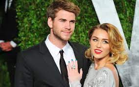 Miley Cyrus được lòng bố bạn trai | VTV.VN