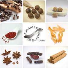 Descarga ahora la foto hierbas y especias para cocinar sobre fondo oscuro. 15 Condimentos Y Especias Que No Deben Faltar En Tu Cocina Amantesdelacocina