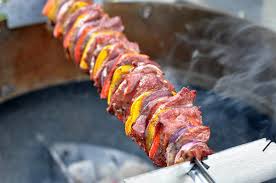 Rezept Fur Iberico Fleischspiess Mit Paprika Und Zwiebeln Der Gegrillte Fleischspiess Wurde Auf Dem Churrasco Set V Fleischspiesse Spiesse Rezept Gegrilltes Essen
