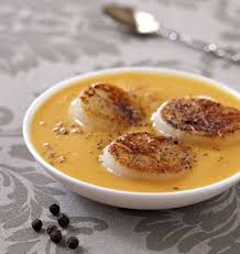 Noix De Saint Jacques Poelees Sur Veloute De Potiron Recette Recettes De Cuisine Veloute Potiron Recette