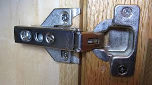 replacing cabinet doors, part 2: hinges