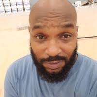 Derrick Hobson's Instagram, Twitter & Facebook