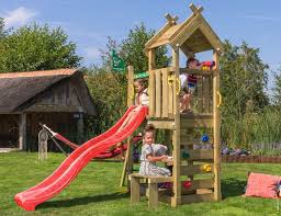 Klettergerust Fur Kleine Garten Finde Deinen Idealen Spielturm Hier Jungle Gym In 2020 Spielturm Kleiner Garten Kleiner Garten Spielturm