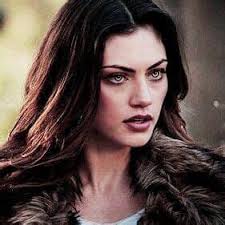 Phoebe Tonkin's acting career