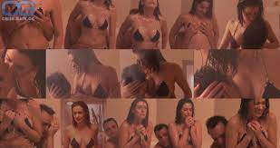 Paget Brewster nackt, Nacktbilder, Playboy, Nacktfotos, Fakes, Oben Ohne