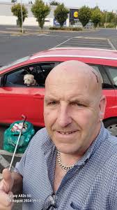 Lovely afternoon for a walk, so filled a bag while out. Top end of Bennochy  Road. 3 disposable masks and 3 poo bags, one of which was empty