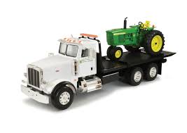 Amazon Com Ertl Big Farm 1 16 Peterbilt Model 367 Dealership Delivery Truck With Roll Off And 4020 Tractor Toys Games Tractors Peterbilt Big Farm