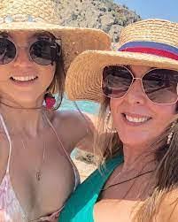 Beverly Toth's Instagram, Twitter & Facebook