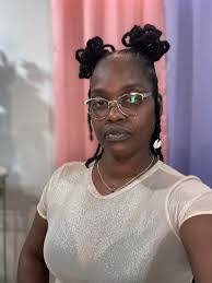 Erica Gamble's Instagram, Twitter & Facebook