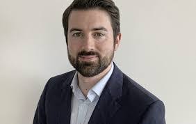 Nick Earley's Instagram, Twitter & Facebook