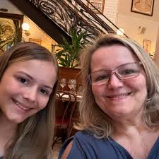 Who can make business shirts in Dickson, TN?