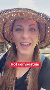 Hot composting is a great way to quickly make rich compost for your garden.  #compost #hotcomposting #composting #heybeginnergardeners #gardening