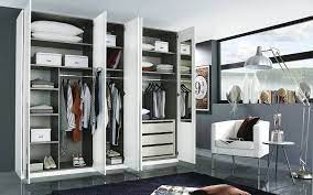 In unserem kostenlosen dreidimensionalen schrankkonfigurator kannst du die maße, das design und die ausstattung für einen schrank nach maß selbst bestimmen. Ankleidezimmer Einrichten Clevere Gestaltungstipps