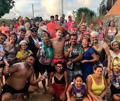 Confira o resultado do antes e depois das lentes dentárias de belo, carlinhos maia, nego do borel, tirulipa, kevinho e simaria. Apos Importunacao Carlinhos Maia Proibe Visitas Na Vila Onde Mora Jetss