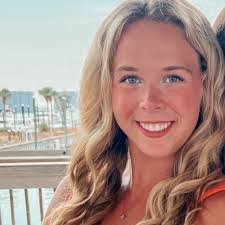 Abby Ivester's Instagram, Twitter & Facebook